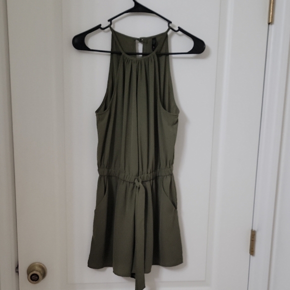 Bebop Size S Olive / Army Green Woven High Neck Romper Tie Waist, Exc. Used Cond - Picture 3 of 15